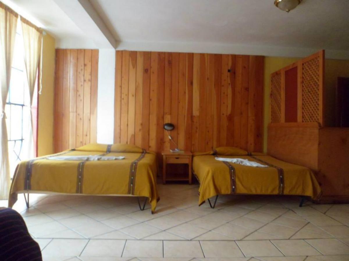 Hoteles Kakchiquel Panajachel Buitenkant foto