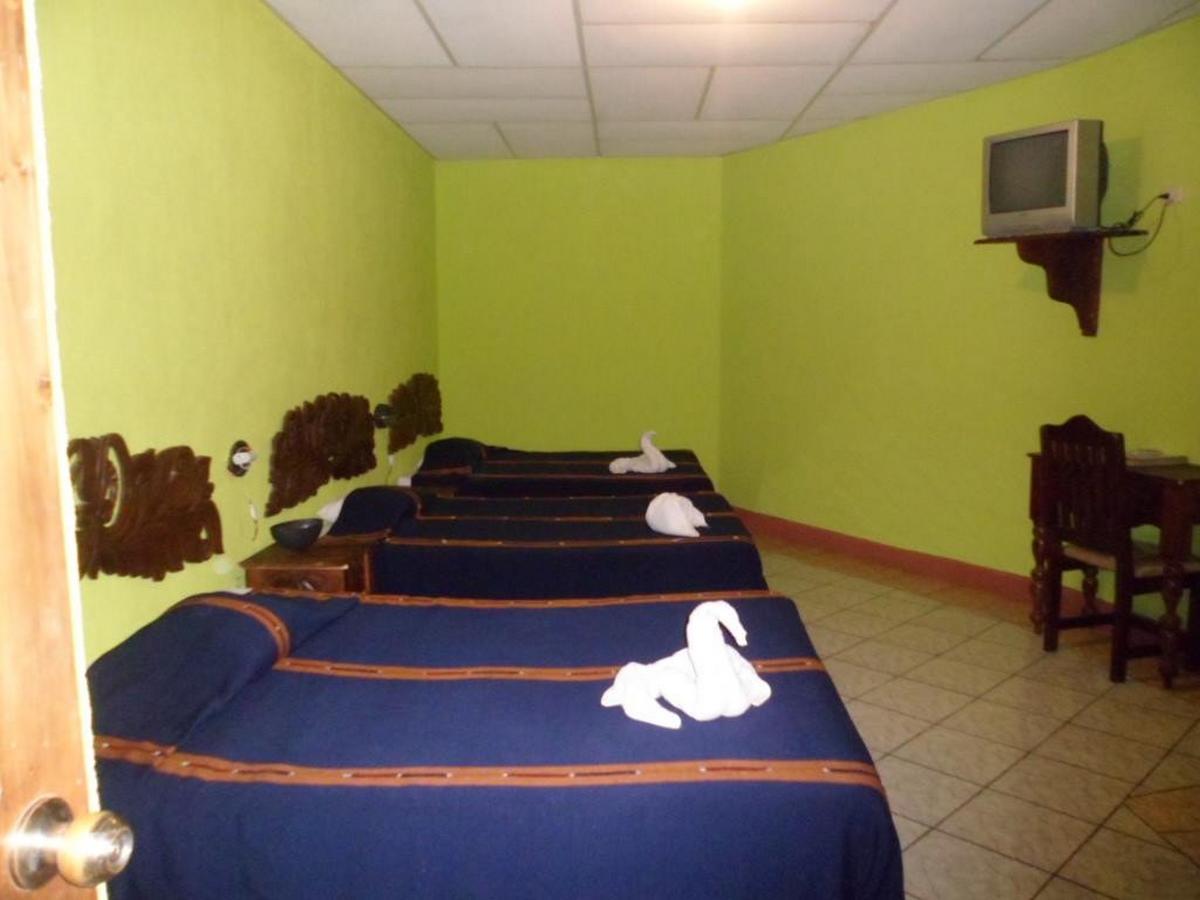 Hoteles Kakchiquel Panajachel Buitenkant foto